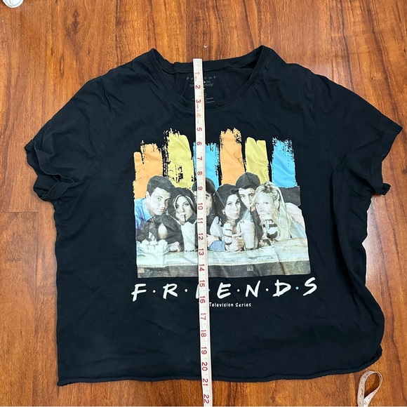 Friends Womans Shirt Size 1X - Picture 6 of 6